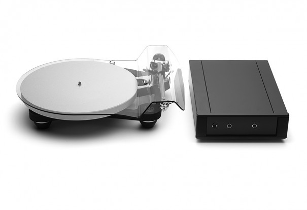 Rega Planar 10 z wkładką Apheta3 i zasilaczem PL10 PSU